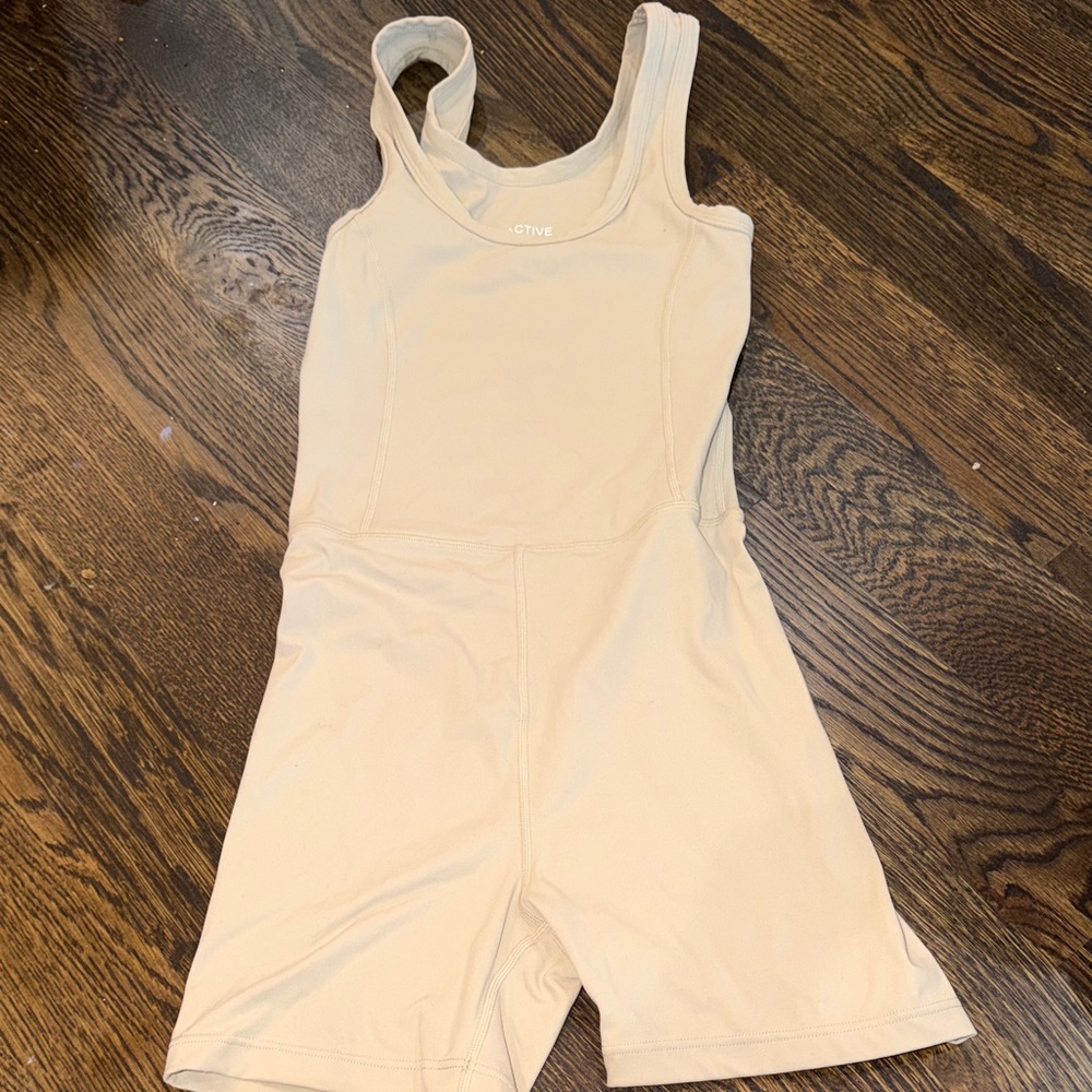 SET ACTIVE SHORTYSUIT